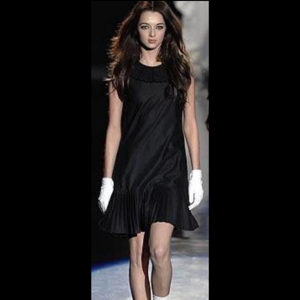 Betsey Johnson Fall 2007 Runway Wool Blend Pleated Dress